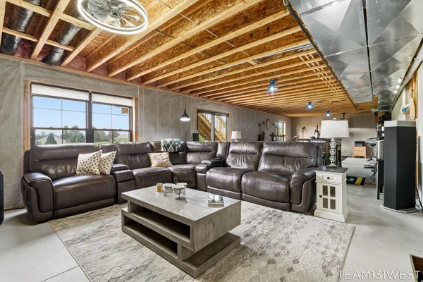 $735,000 | 13273 Jessann Drive, Coopersville, MI 49404
