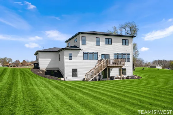 $735,000 | 13273 Jessann Drive, Coopersville, MI 49404