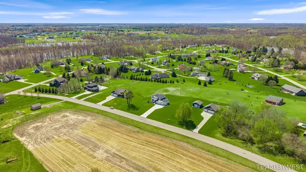 $735,000 | 13273 Jessann Drive, Coopersville, MI 49404