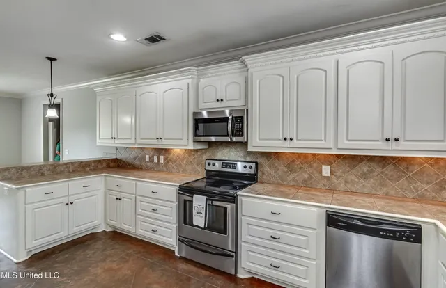 $269,900 | 812 Willow Grande Circle, Brandon, MS 39047