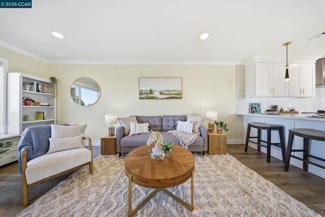 $824,000 | 1940 Golden Rain Road, Unit 5, Walnut Creek, CA 94595