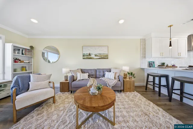 $833,000 | 1940 Golden Rain Road, Unit 5, Walnut Creek, CA 94595