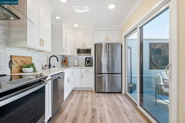 $824,000 | 1940 Golden Rain Road, Unit 5, Walnut Creek, CA 94595