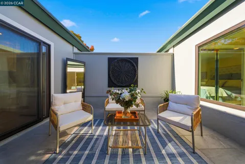 $814,000 | 1940 Golden Rain Road, Unit 5, Walnut Creek, CA 94595