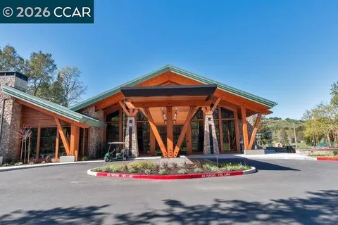 $814,000 | 1940 Golden Rain Road, Unit 5, Walnut Creek, CA 94595