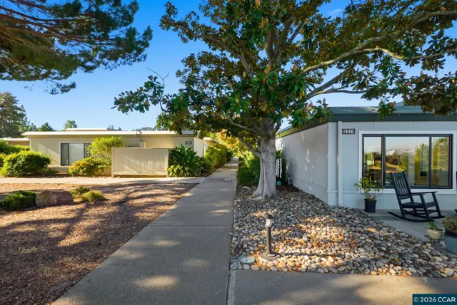 $833,000 | 1940 Golden Rain Road, Unit 5, Walnut Creek, CA 94595