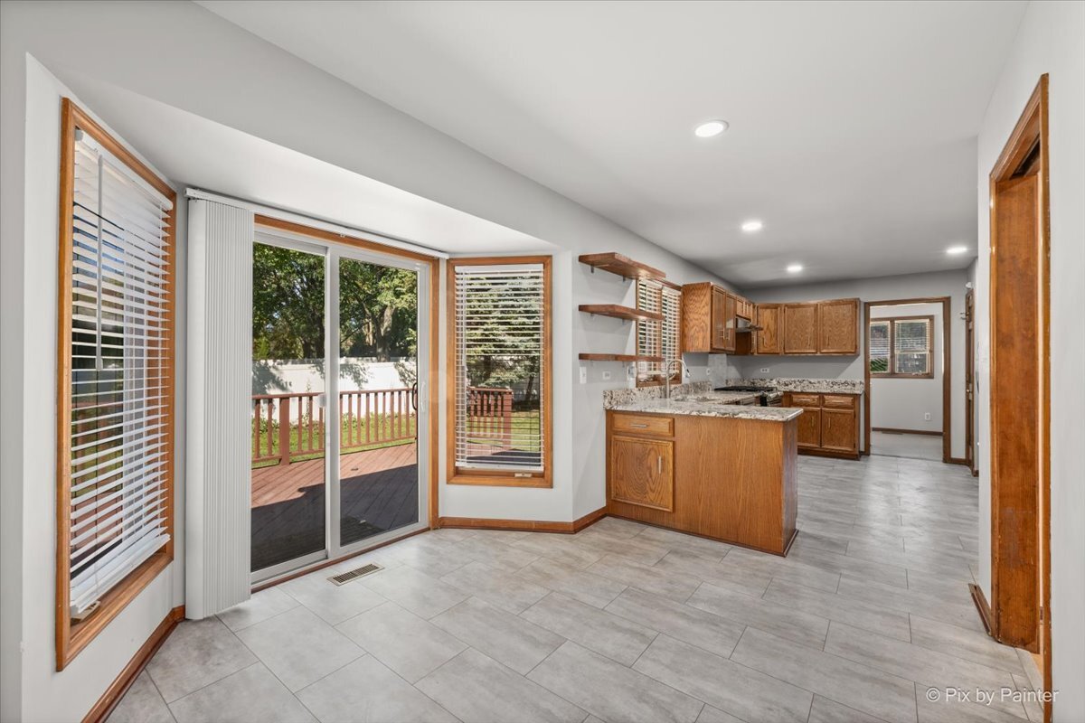 1305 Sequoia Road Naperville, IL 60540 - Photo 11 of 51 Gallery Image 11