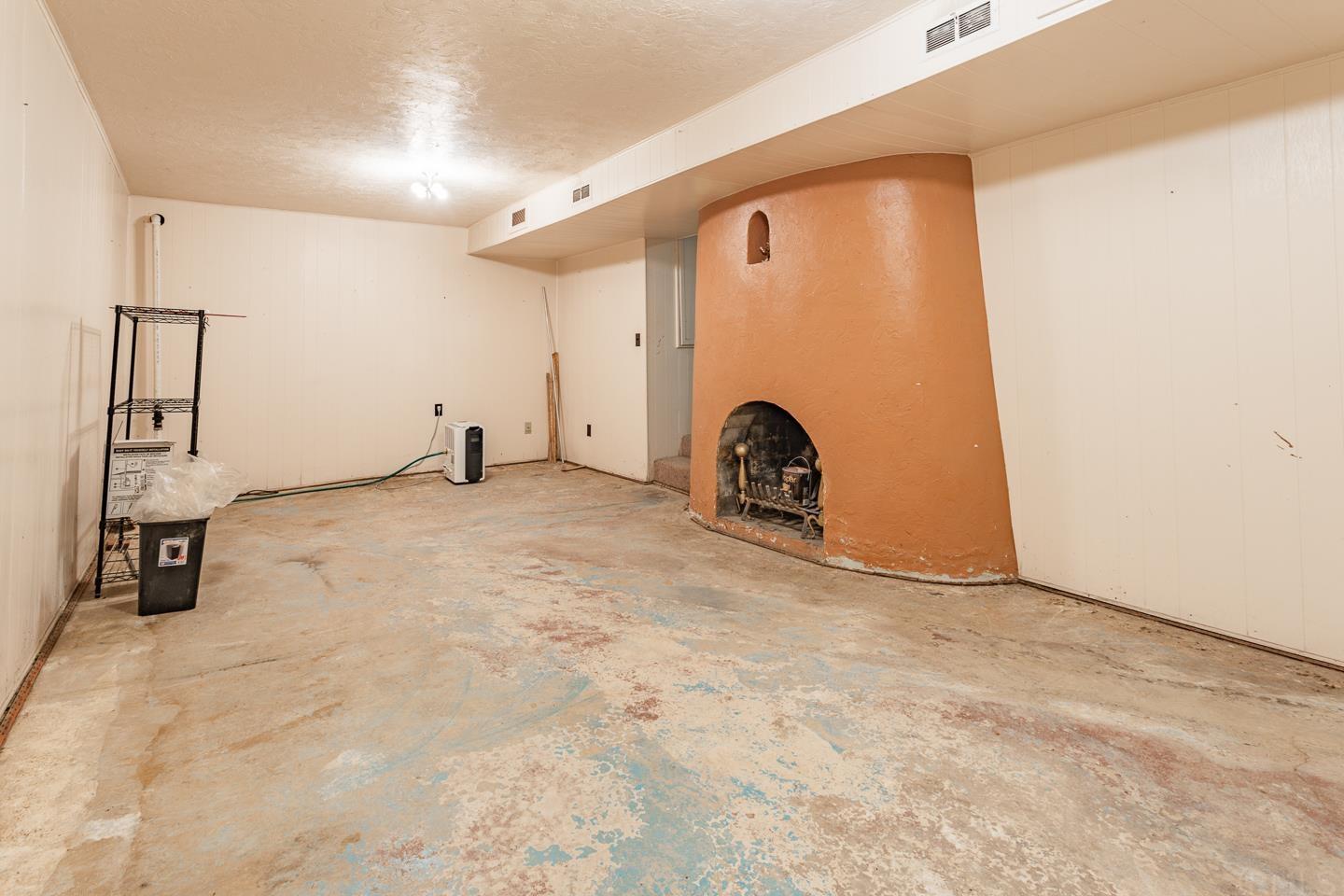 2155 Vogel Road Evansville, IN 47711 - Photo 28 of 34 Gallery Image 28