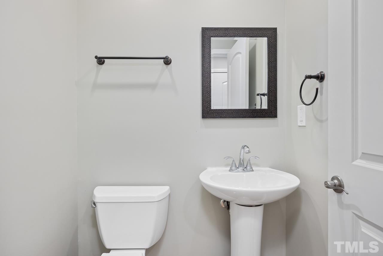 10001 Sycamore Road Raleigh, NC 27613 - Photo 21 of 41