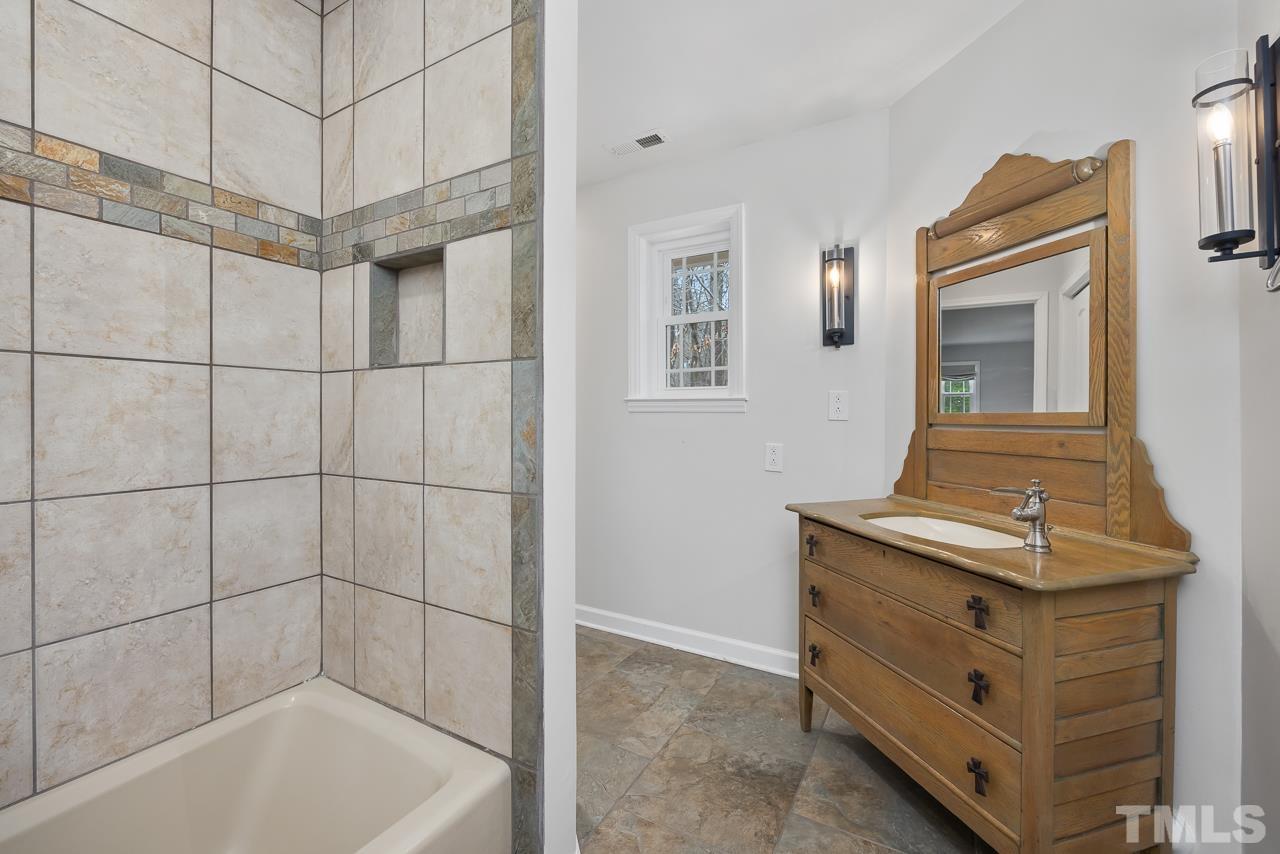 10001 Sycamore Road Raleigh, NC 27613 - Photo 34 of 41