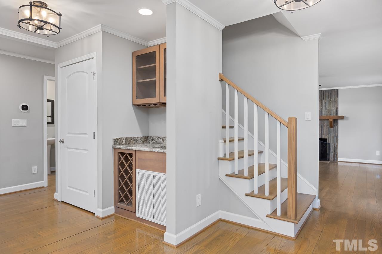 10001 Sycamore Road Raleigh, NC 27613 - Photo 7 of 41
