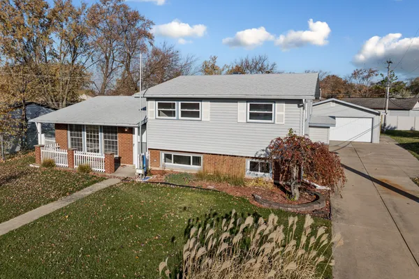 $400,000 | 9446 Magnolia Avenue, Mokena, IL 60448