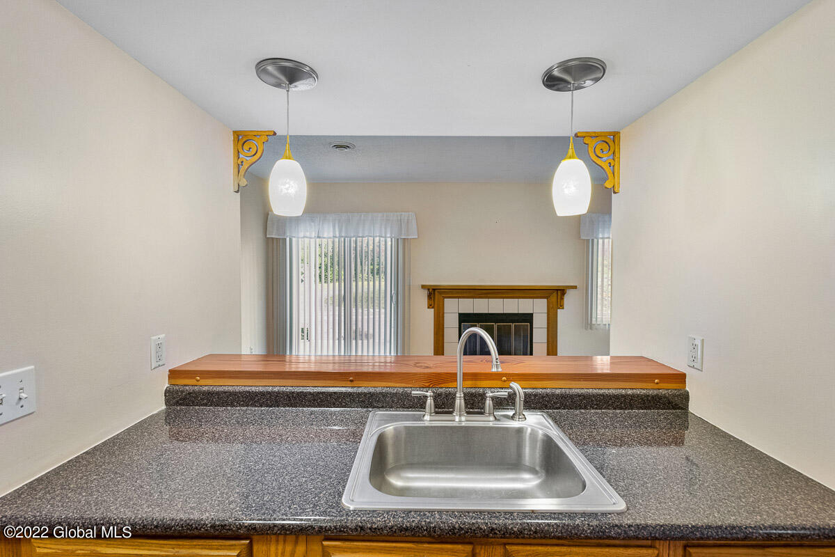 1976 Curry Road, Unit I168 Rotterdam, NY 12303 - Photo 12 of 46 1976 Curry Road Unit 168 Rotterdam NY 01