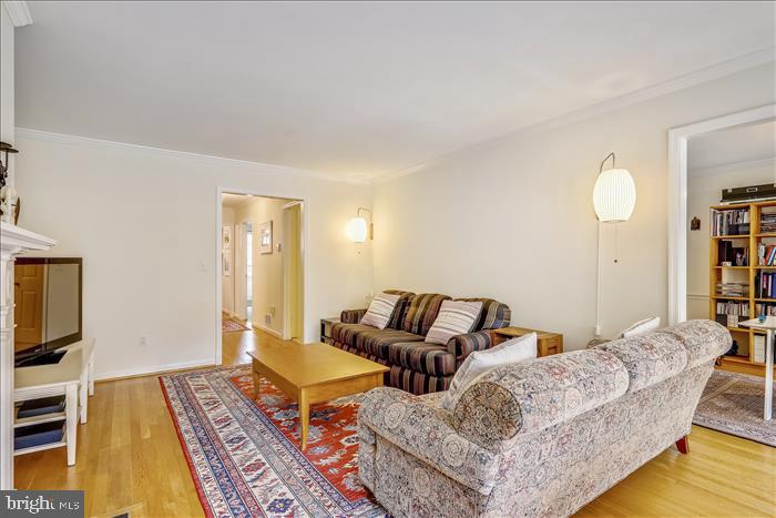 4209 48th Place Northwest Washington, DC 20016 - Photo 14 of 40 Living Room