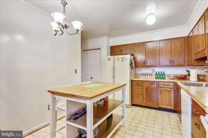 4209 48th Place Northwest Washington, DC 20016 - Photo 7 of 40 Kitchen