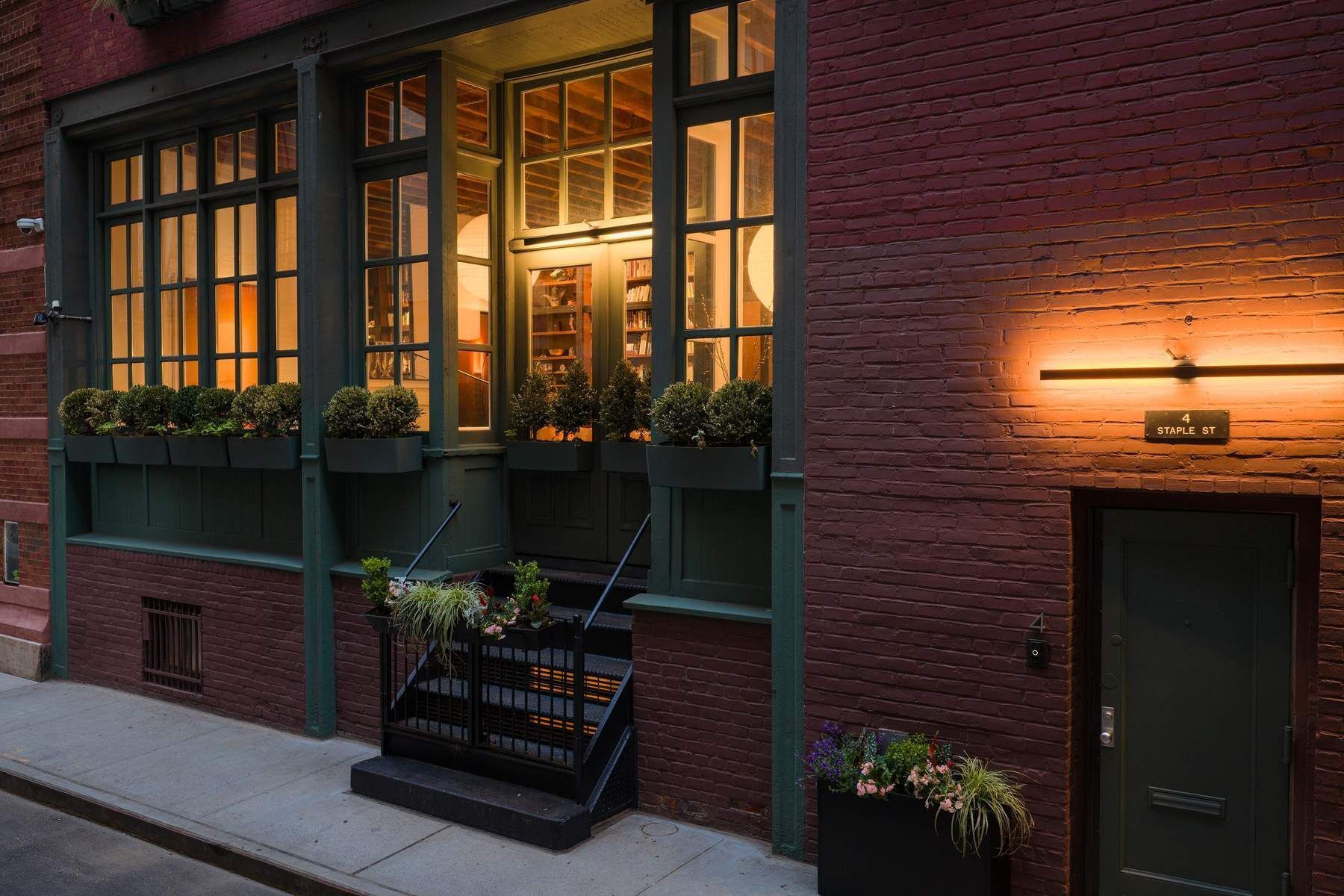 4 Staple Street Manhattan, NY 10013 - Photo 2 of 29 a view of outdoor seating area