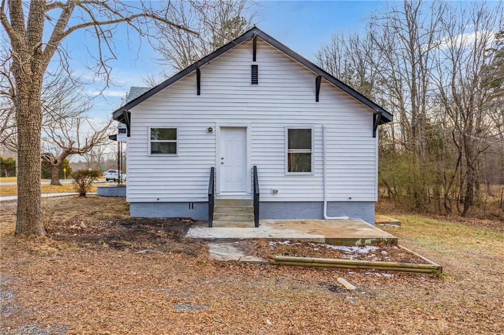 928 Mack Road Asheboro, NC 27205 - Photo 3 of 28 Gallery Image 3