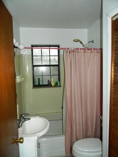 1314 Hilltop Road Dandridge, TN 37725 - Photo 14 of 16 Gallery Image 14