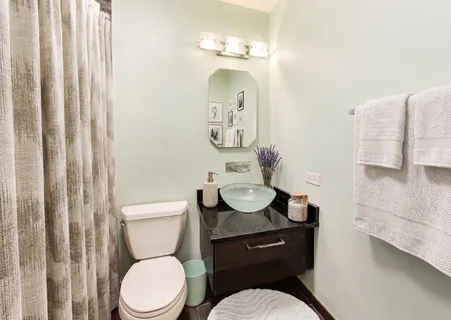 $225,000 | 777 North Michigan Avenue, Unit 3406, Chicago, IL 60611