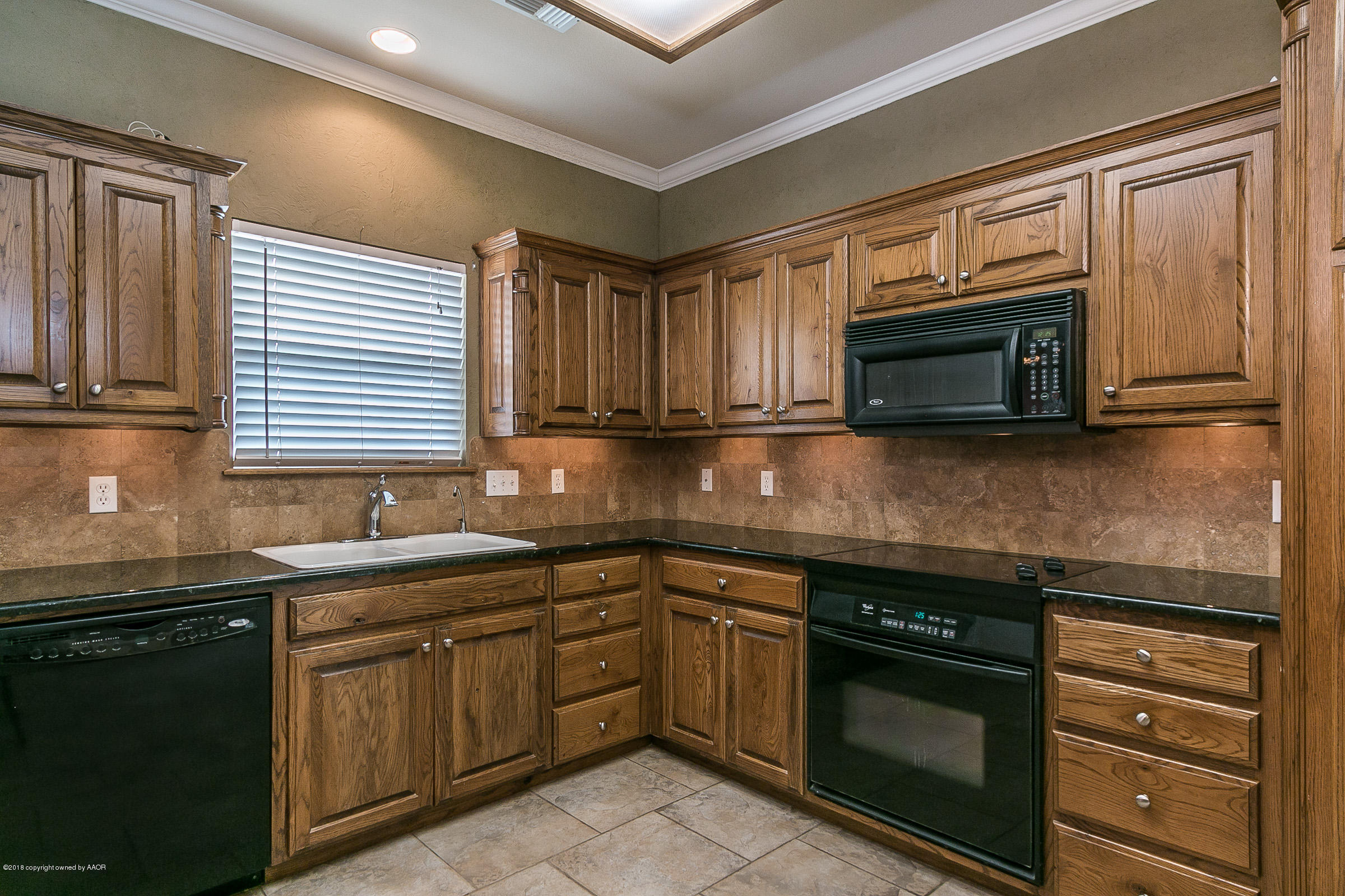 4806 Wesley Road Amarillo, TX 79119 - Photo 7 of 24 007_Kitchen