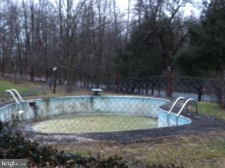 220 Cemetary Road Jonestown, PA 17038 - Photo 18 of 18 Gallery Image 18