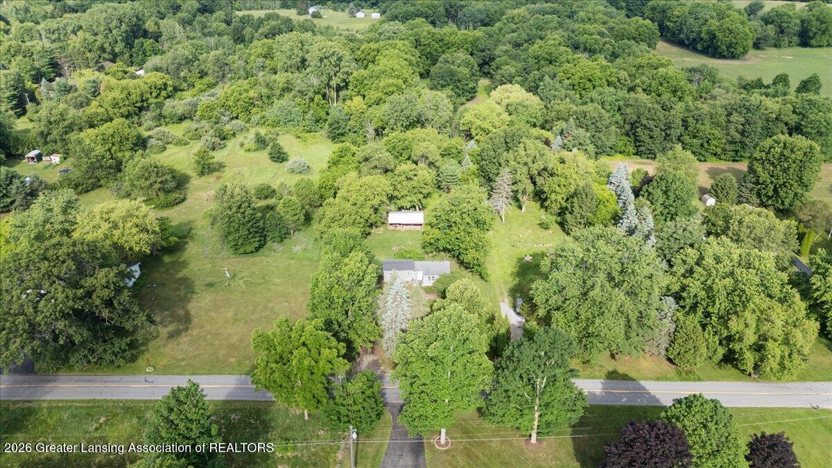 1436 Kelly Road Mason, MI 48854 - Photo 5 of 48