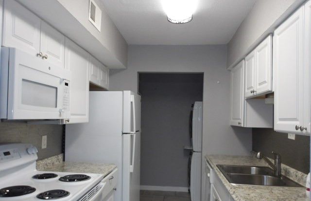 16120 Stuebner Airline Road, Unit 502 Spring, TX 77379 - Photo 9 of 10