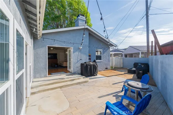 a view of a house with a garage