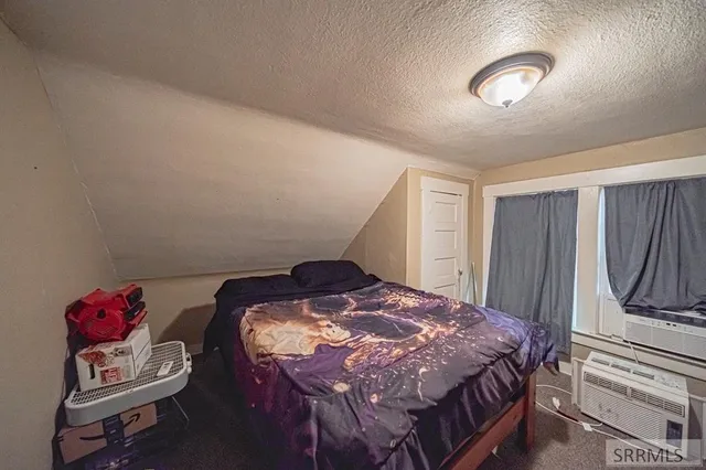 $255,000 | 194 7th Street, Idaho Falls, ID 83401