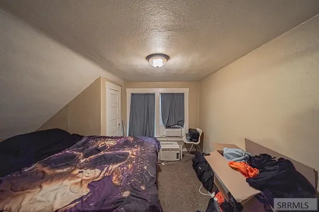 $255,000 | 194 7th Street, Idaho Falls, ID 83401