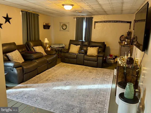 $204,900 | 124 West Main Street, Millheim, PA 16854