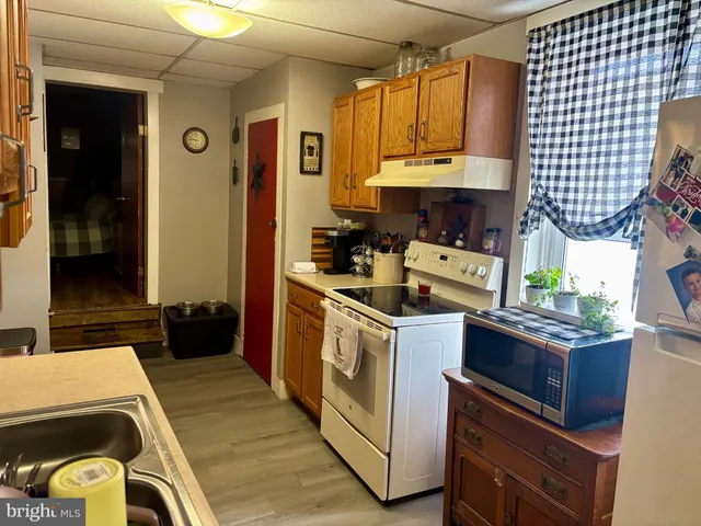 $204,900 | 124 West Main Street, Millheim, PA 16854