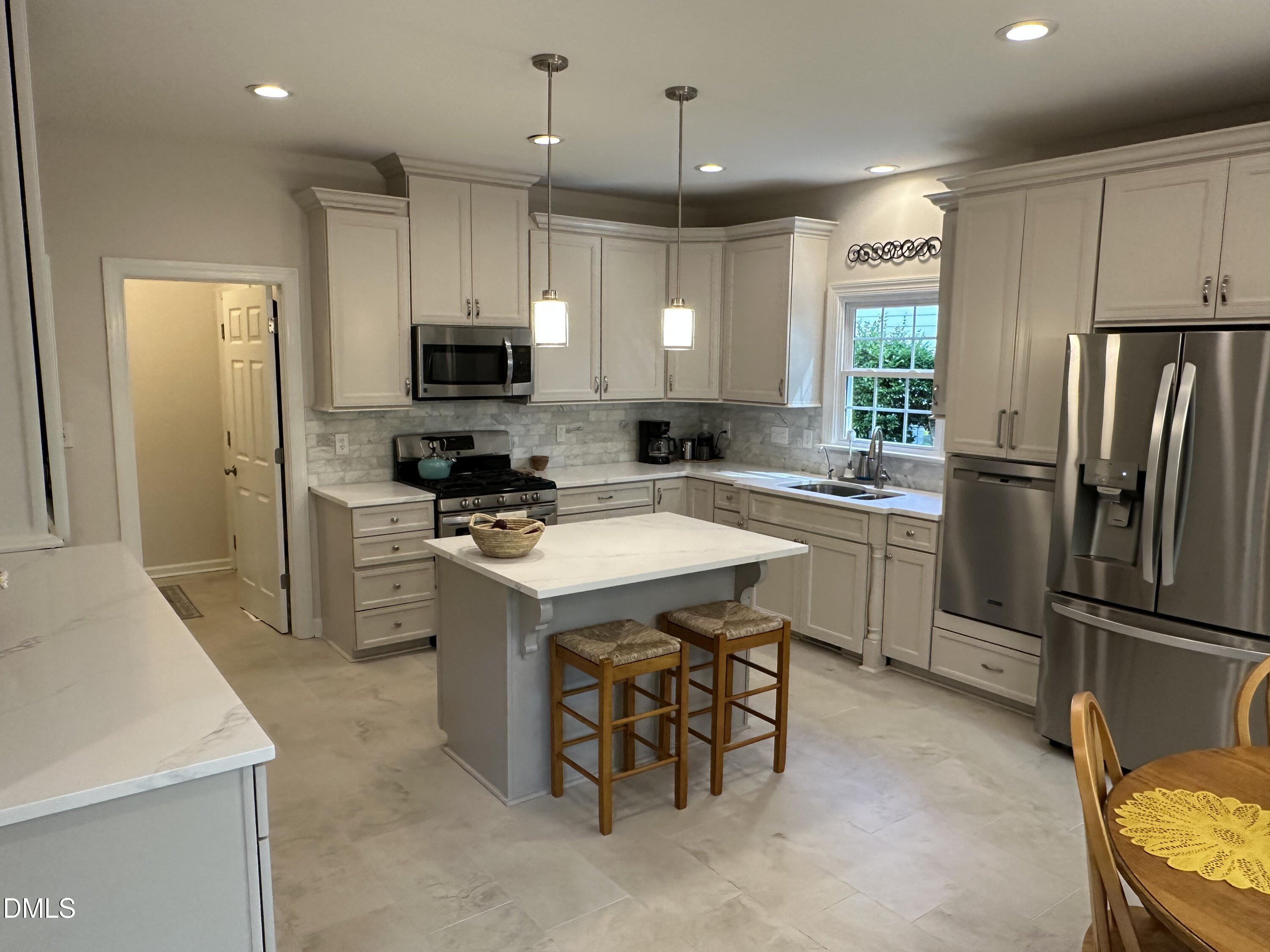 8909 Breeland Way Raleigh, NC 27613 - Photo 14 of 53