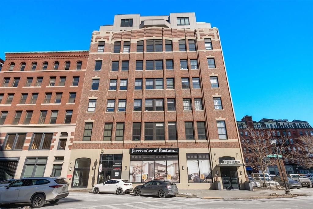 121 Portland Street, Unit 708 Boston, MA 02114 - Photo 35 of 36