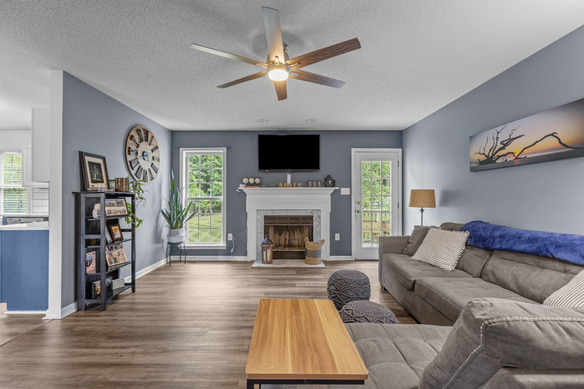 212 Crossfire Road Holly Springs, NC 27540 - Photo 8 of 31 Gallery Image 8