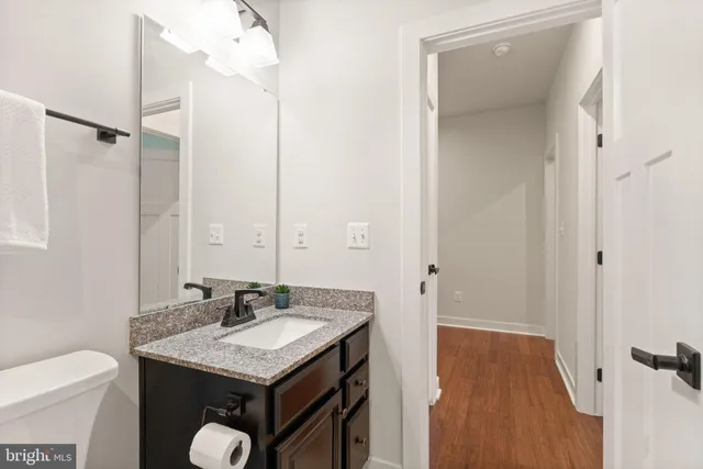 $998,000 | 7483 Lake Willow Court, Warrenton, VA 20187