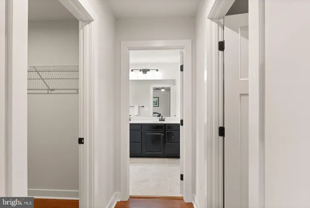 $998,000 | 7483 Lake Willow Court, Warrenton, VA 20187