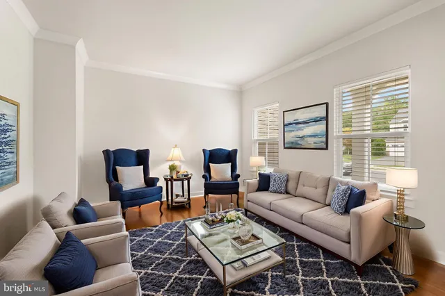 $998,000 | 7483 Lake Willow Court, Warrenton, VA 20187