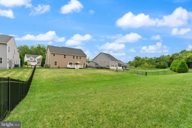 $998,000 | 7483 Lake Willow Court, Warrenton, VA 20187