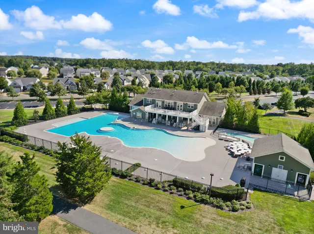 $998,000 | 7483 Lake Willow Court, Warrenton, VA 20187