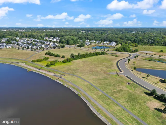 $998,000 | 7483 Lake Willow Court, Warrenton, VA 20187