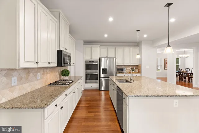 $998,000 | 7483 Lake Willow Court, Warrenton, VA 20187