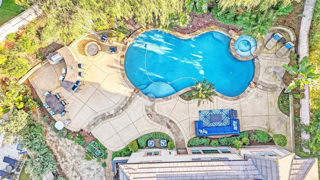 1717 Tara Way San Marcos, CA 92078 - Photo 2 of 65