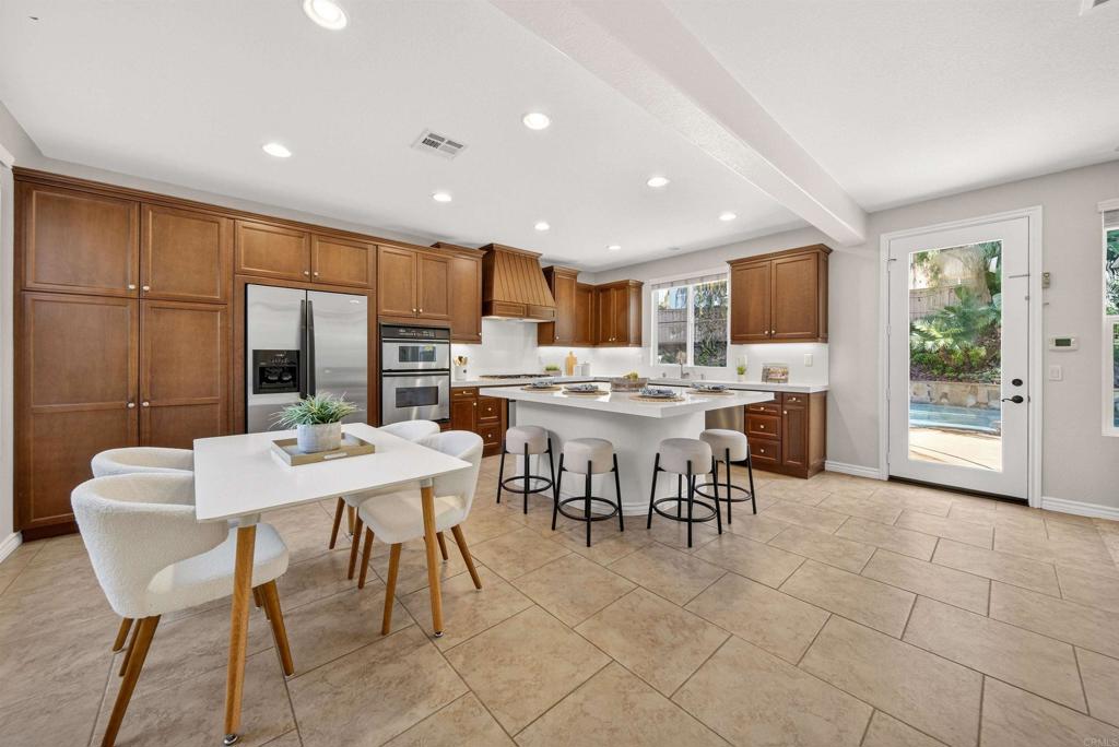 1717 Tara Way San Marcos, CA 92078 - Photo 23 of 65