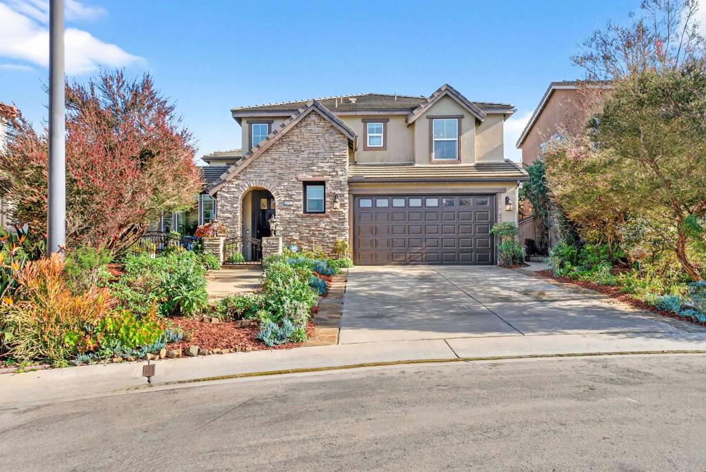 1717 Tara Way San Marcos, CA 92078 - Photo 6 of 65