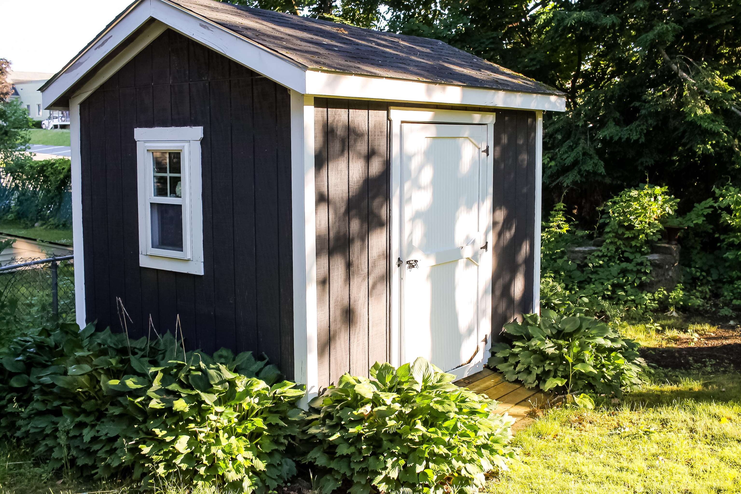 8 Marlboro Road Derry, NH 03038 - Photo 20 of 27