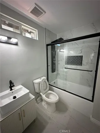 $1,399,000 | 1131 East 21st Street, Long Beach, CA 90806