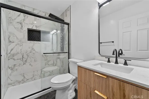 $1,399,000 | 1131 East 21st Street, Long Beach, CA 90806