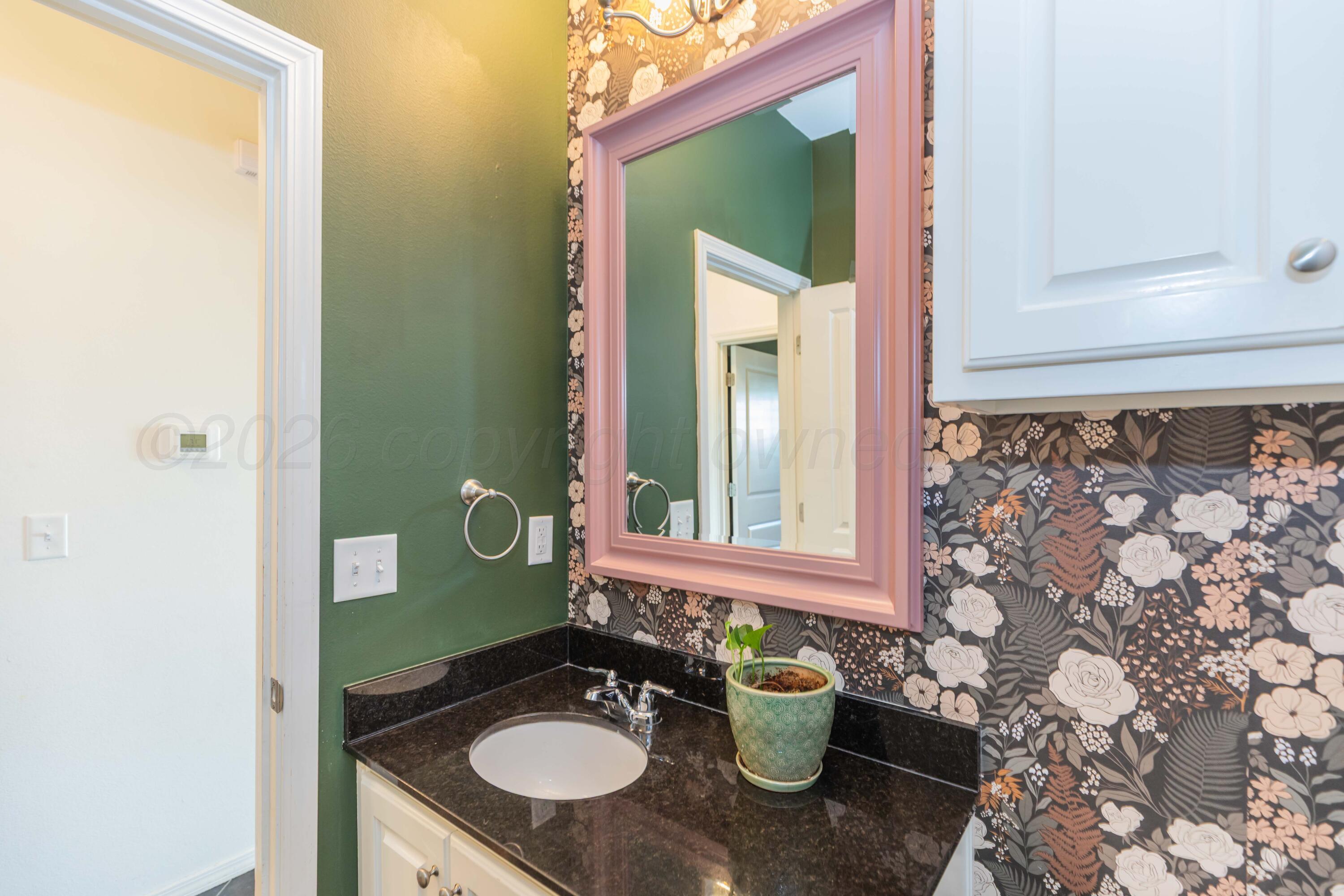 5002 Longbird Street Amarillo, TX 79118 - Photo 21 of 36 BATHROOM 2 VIEW 3