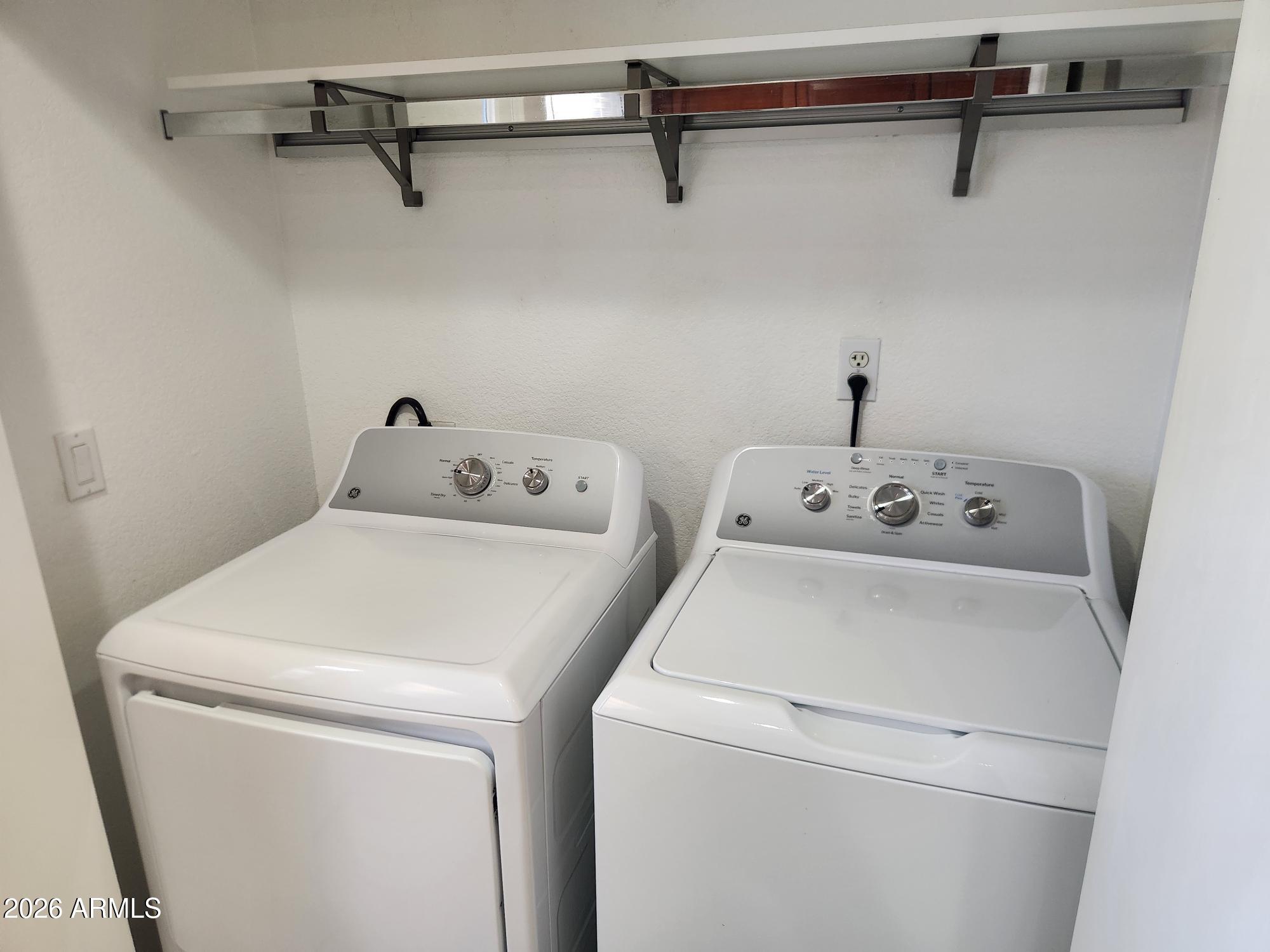 860 North McQueen Road, Unit 1145 Chandler, AZ 85225 - Photo 17 of 63 Laundry room